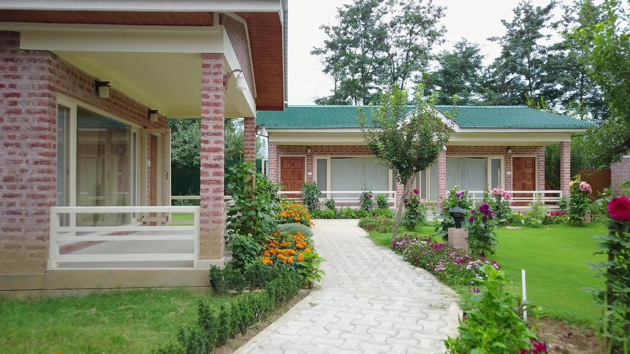 The Orchard Retreat & Spa Srinagar  Exterior photo